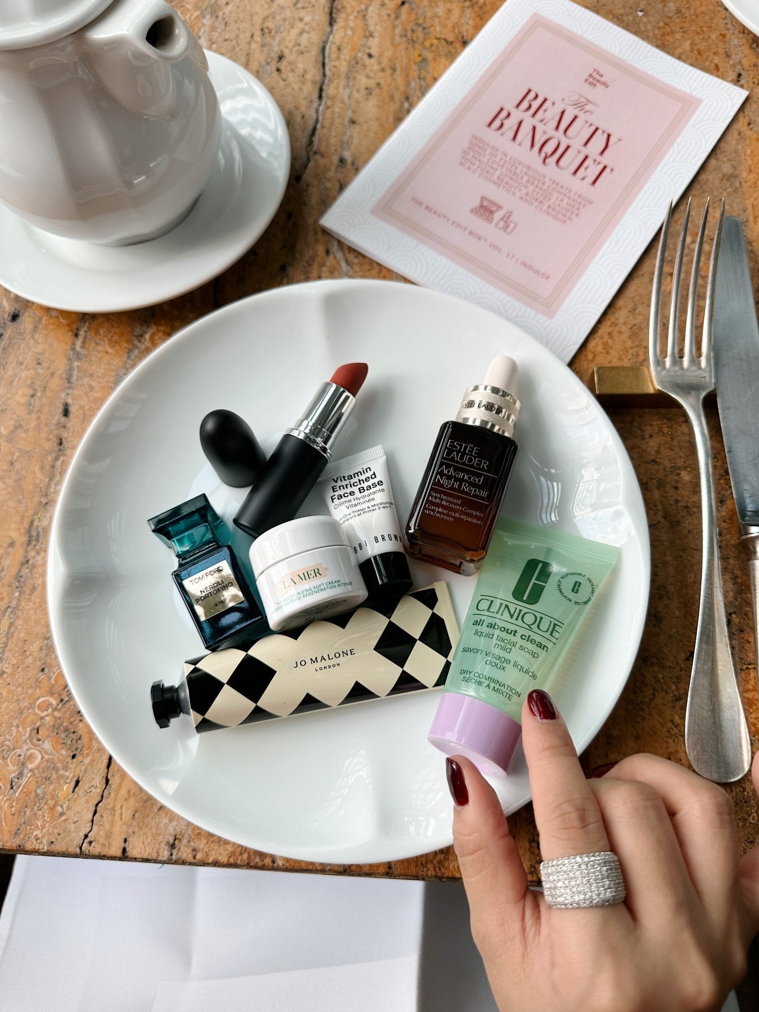 The Beauty Edit Box Vol. 17 | Indulge